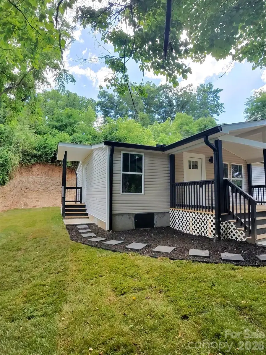 64 P J Drive, Waynesville, NC 28786 - #2