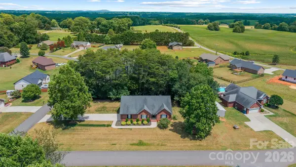 3656 Woodgreen Drive, Lincolnton, NC 28092