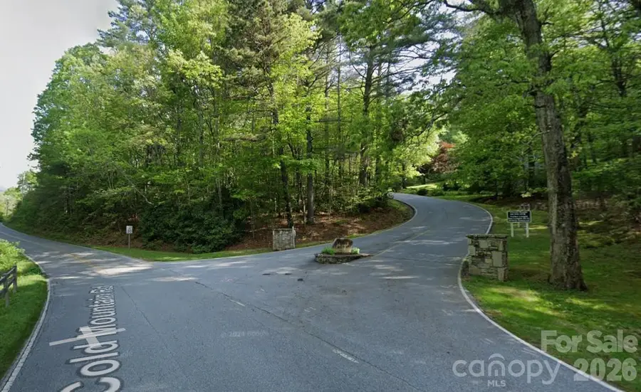 000 Hawk Mountain Road, Lake Toxaway, NC 28747 - #2