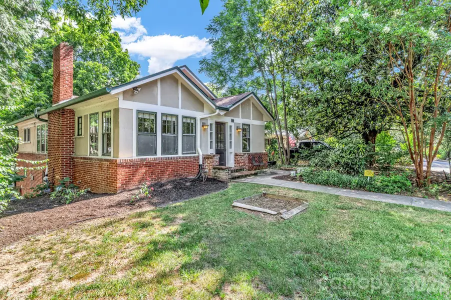 22 Fenner Avenue, Asheville, NC 28804 - #3