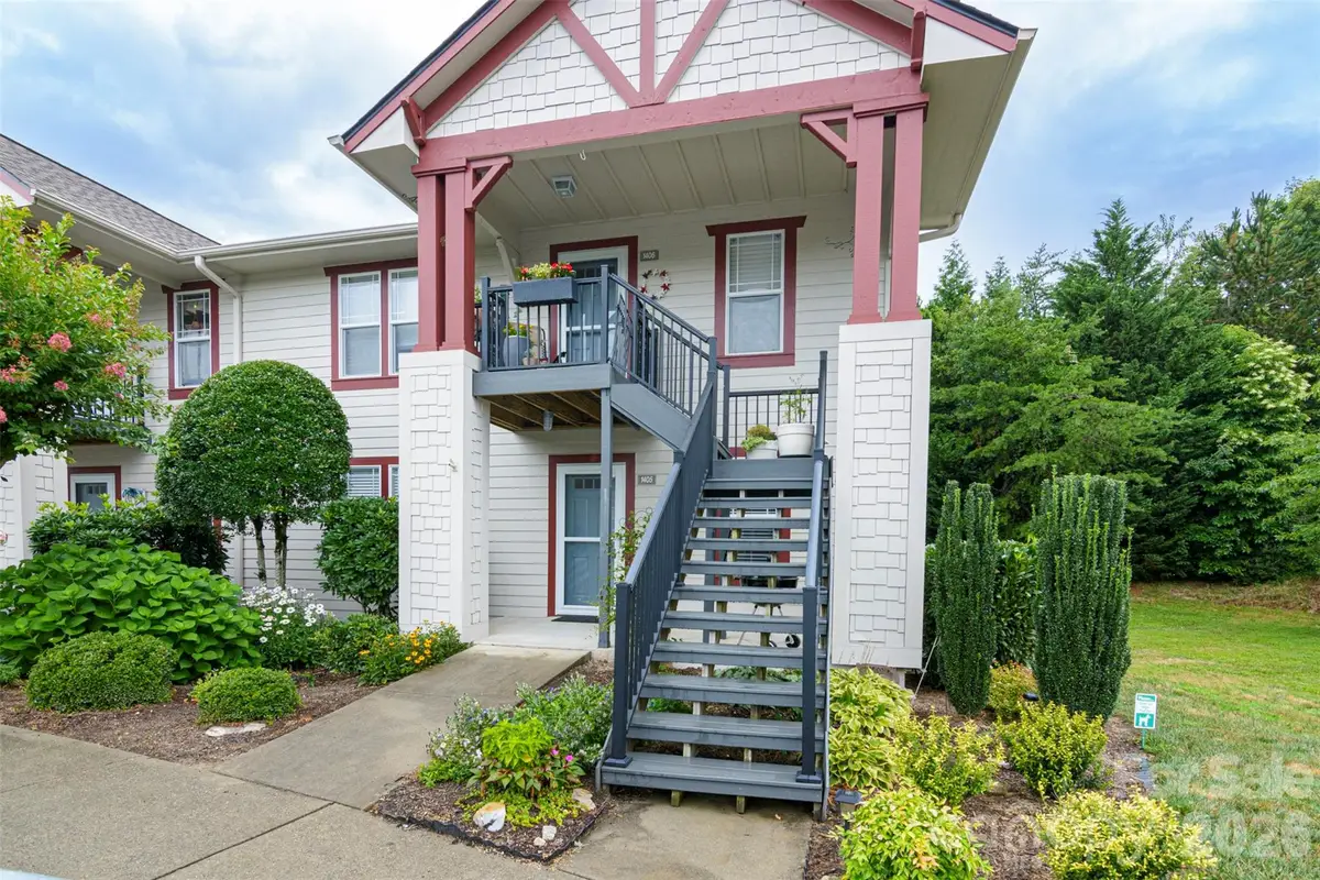 1405 Deermouse Way, Hendersonville, NC 28792 - #1