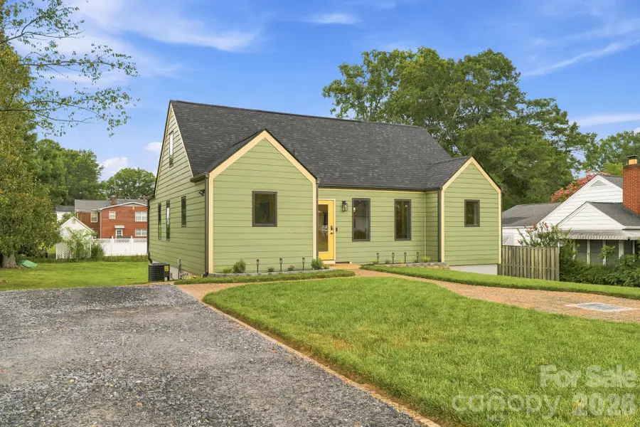 108 W Lee Avenue, Bessemer City, NC 28016 - #3