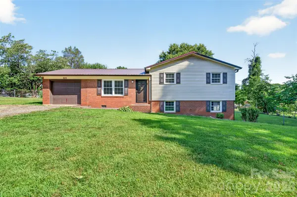 823 Flint Drive, Statesville, NC 28677