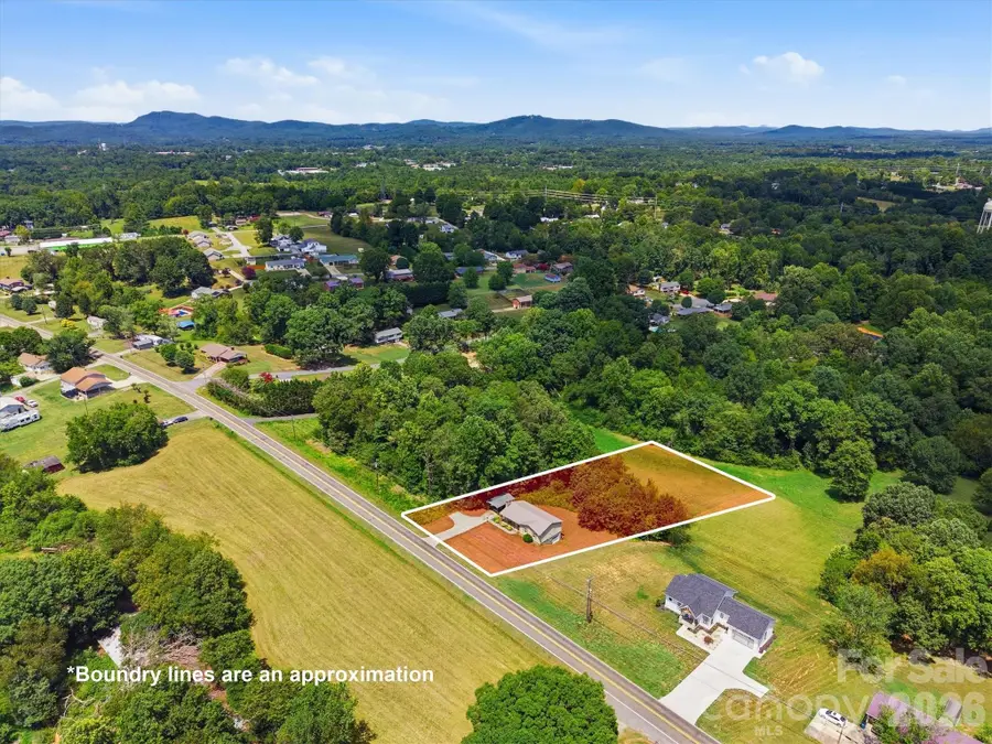 4186 Horseshoe Bend Road, Hudson, NC 28638 - #2