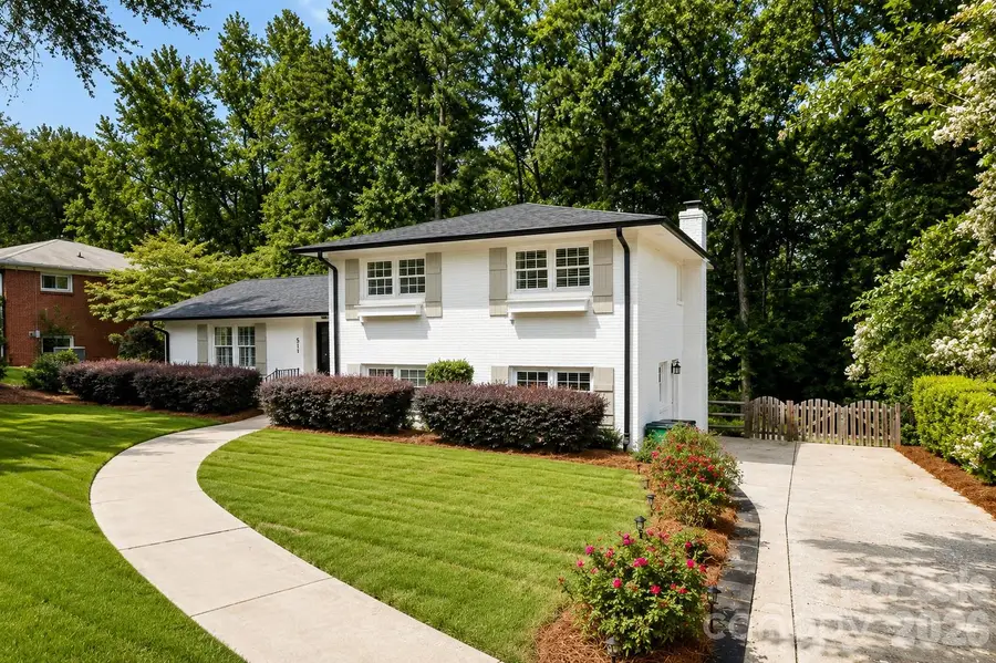 511 Merwick Circle, Charlotte, NC 28211 - #2