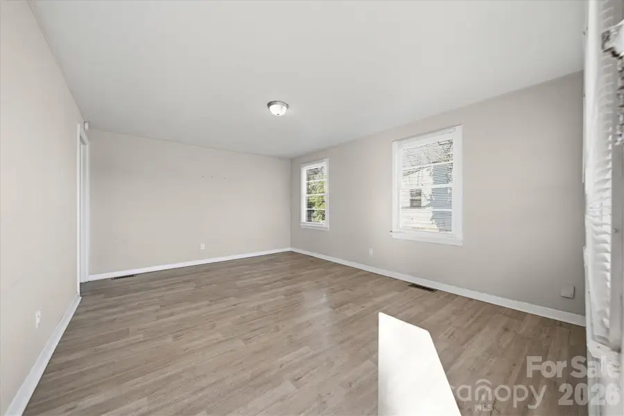 1512 N Deal Avenue, Newton, NC 28658 - #3