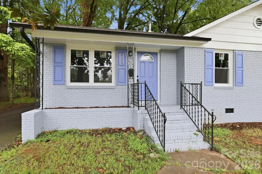 835 Ranch Road, Charlotte, NC 28208 - #2