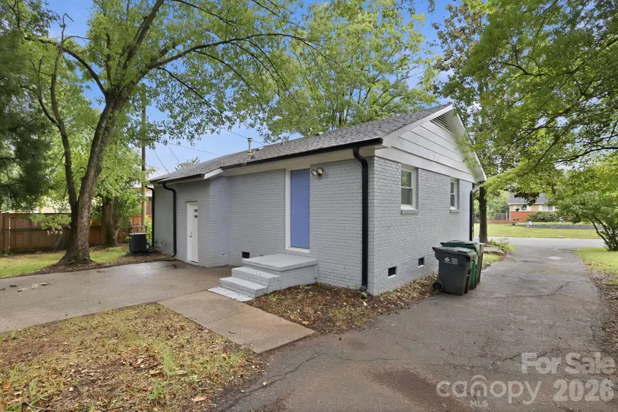 835 Ranch Road, Charlotte, NC 28208 - #3