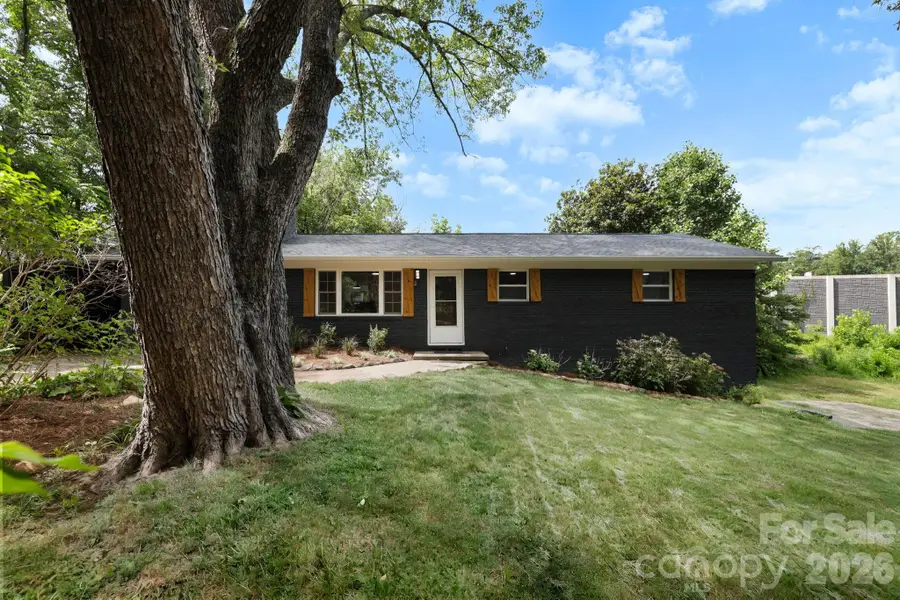 28 Pine Lane, Asheville, NC 28806 - #2