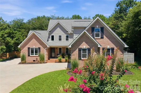 393 Ponderosa Circle, Mooresville, NC 28117