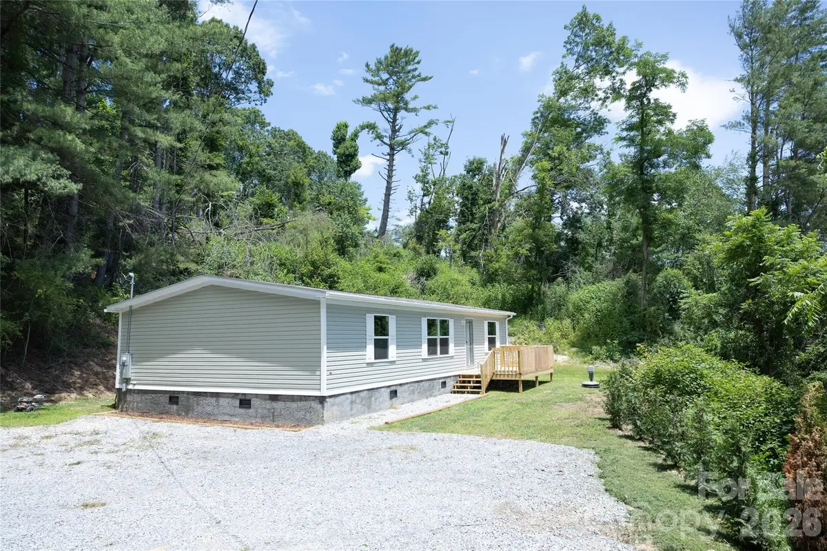 157 Berry Street, Spruce Pine, NC 28777 - #1