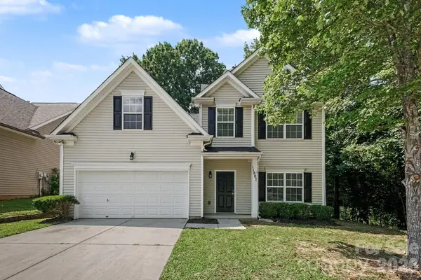 11807 Oak Street, Charlotte, NC 28269