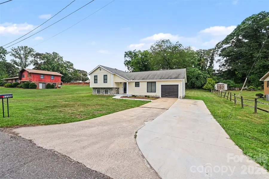 1106 Stanton Drive, Shelby, NC 28150 - #3