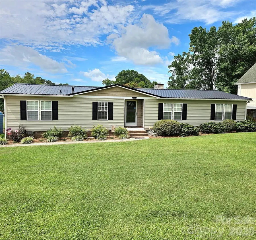 734 Pinehaven Drive, New London, NC 28127 - #2