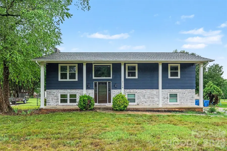 2310 24th Avenue Ne, Hickory, NC 28601 - #2