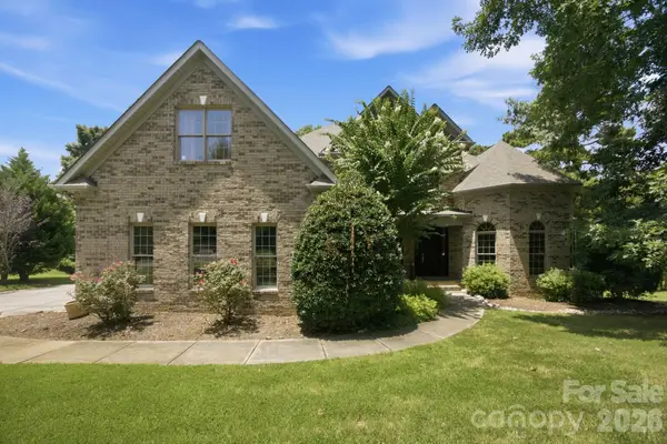579 Morning Glory Court, Lake Wylie, SC 29710