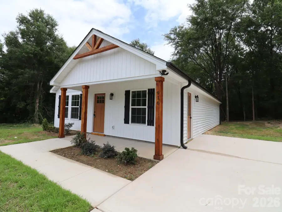 916 N Austin Road, Marshville, NC 28103 - #2