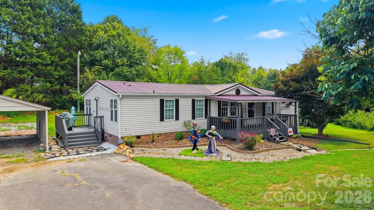 3627 Beachtree Drive, Hudson, NC 28638 - #1
