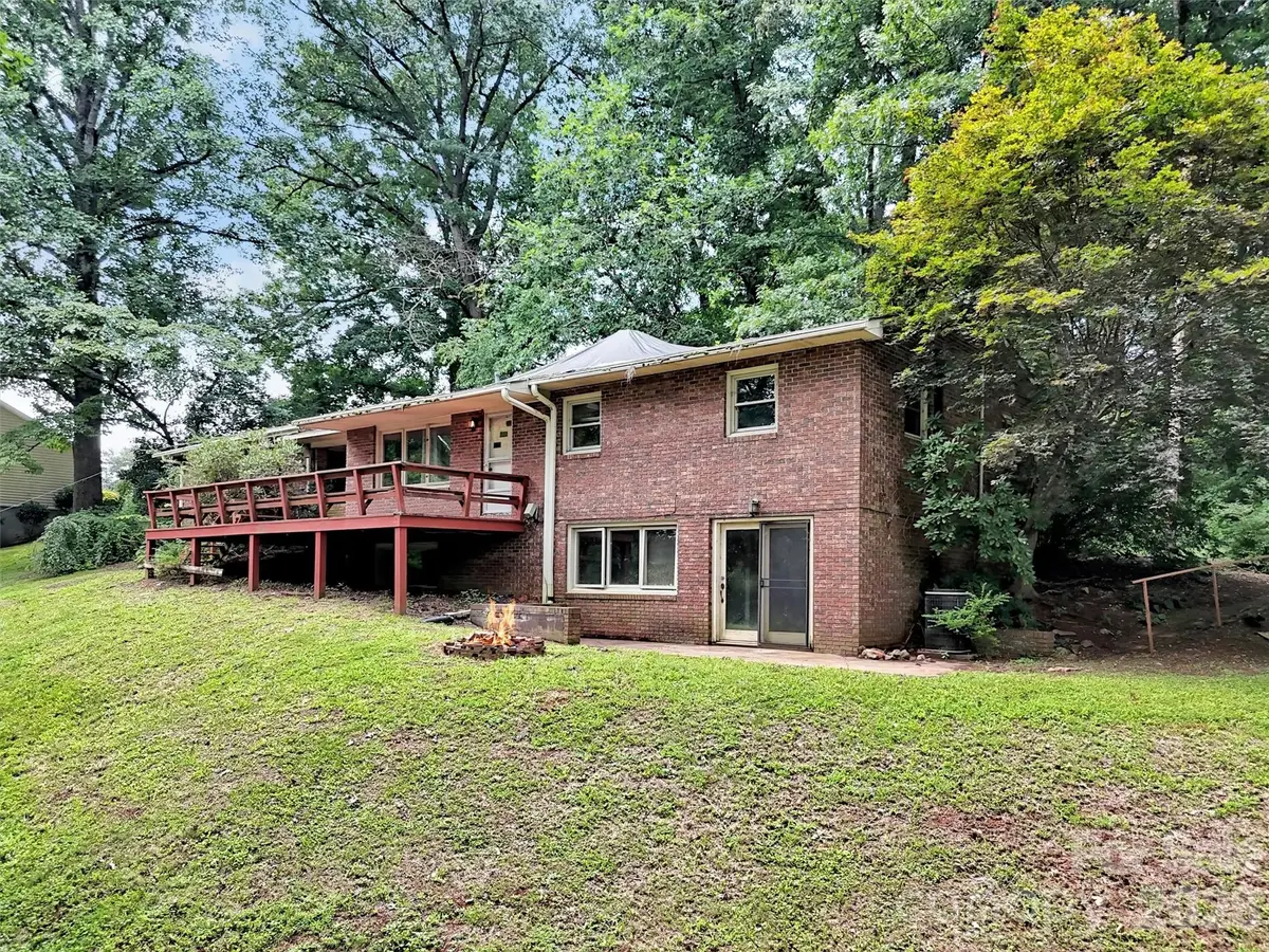 101 Cactus Loop, Sylva, NC 28779 - #1