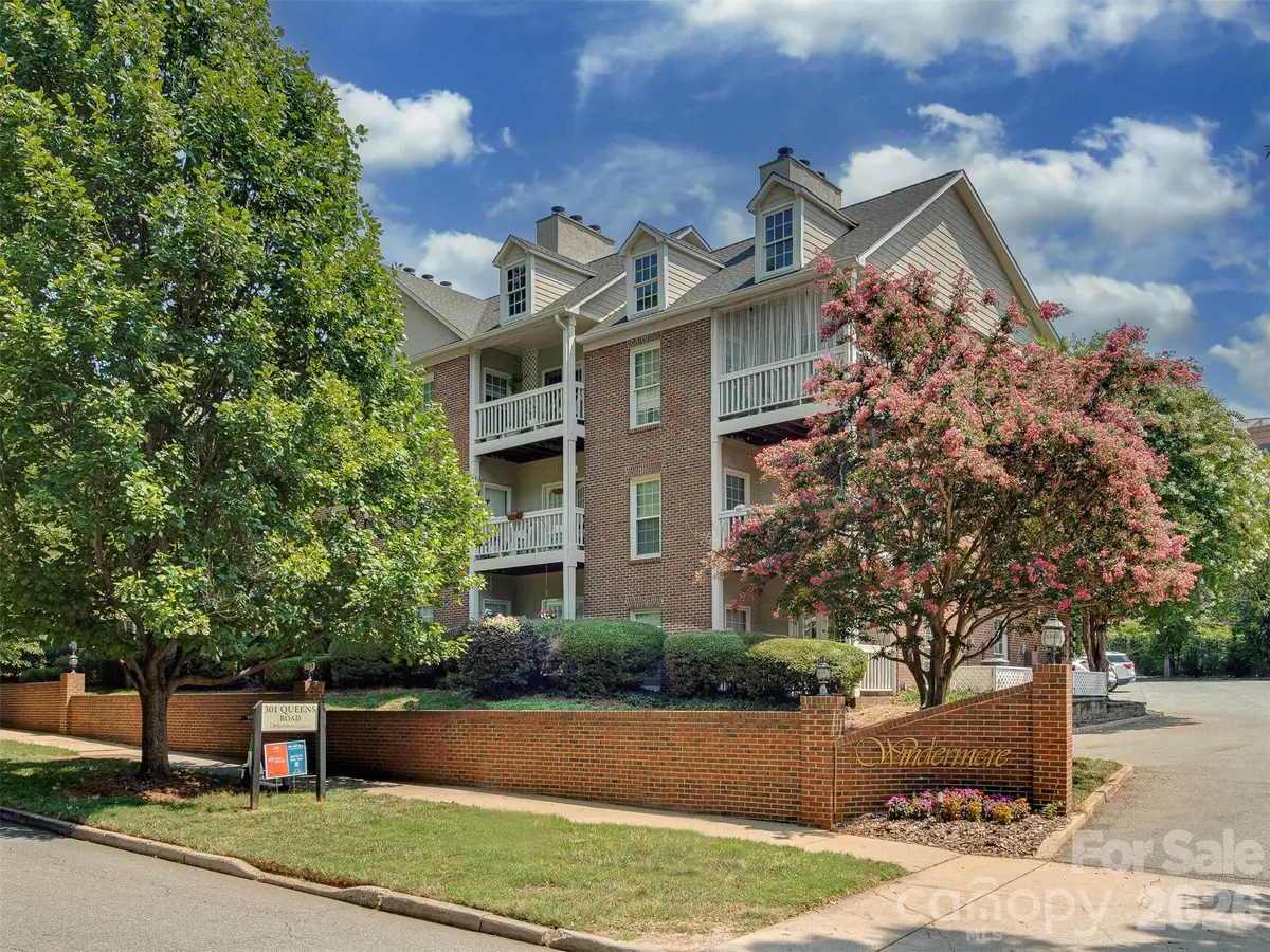 301 Queens Road #105, Charlotte, NC 28204 - #1