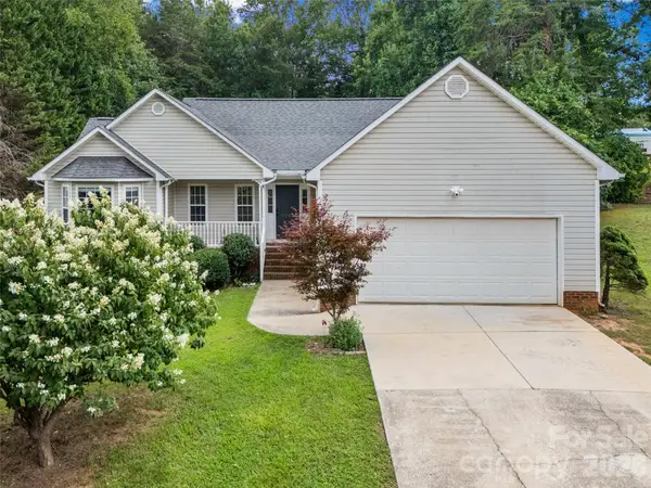 1208 Courtney Cove Court, Gastonia, NC 28052