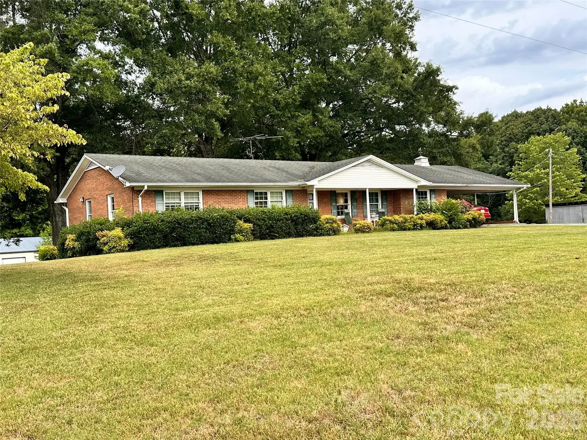 129 Woodvale Drive, Mocksville, NC 27028 - #1