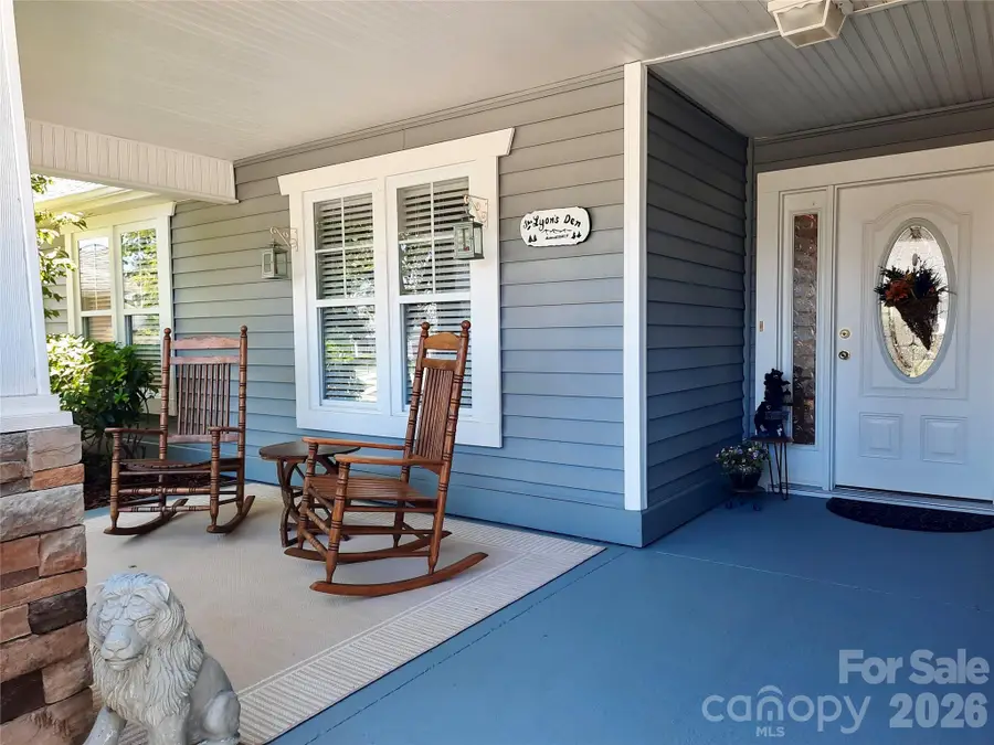208 Snowy Egret Way, Hendersonville, NC 28792 - #2