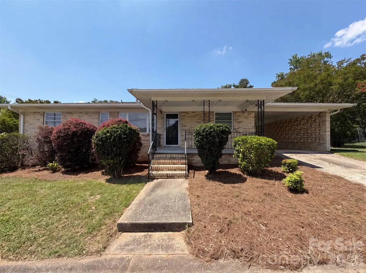 608 E Ryder Avenue, Landis, NC 28088 - #1