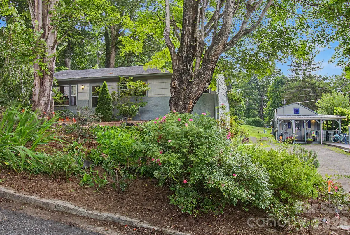 25 Wentworth Avenue, Asheville, NC 28803 - #1