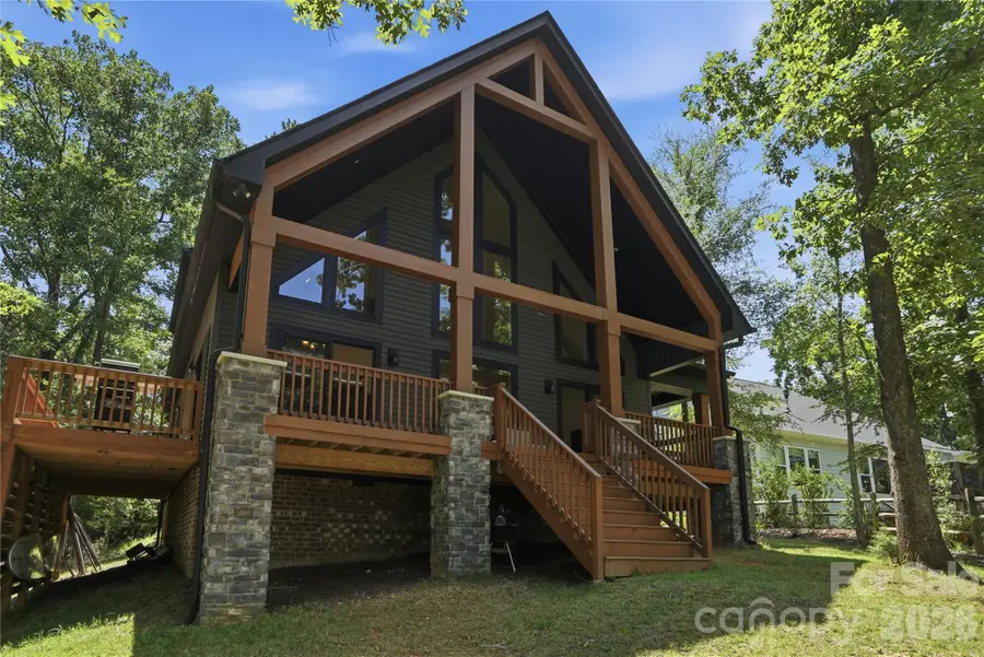 18532 Rosapenny Road, Charlotte, NC 28278 - #3