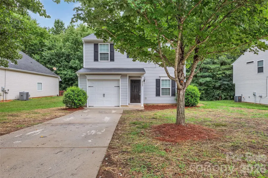 8500 Four Sisters Lane, Charlotte, NC 28215 - #2