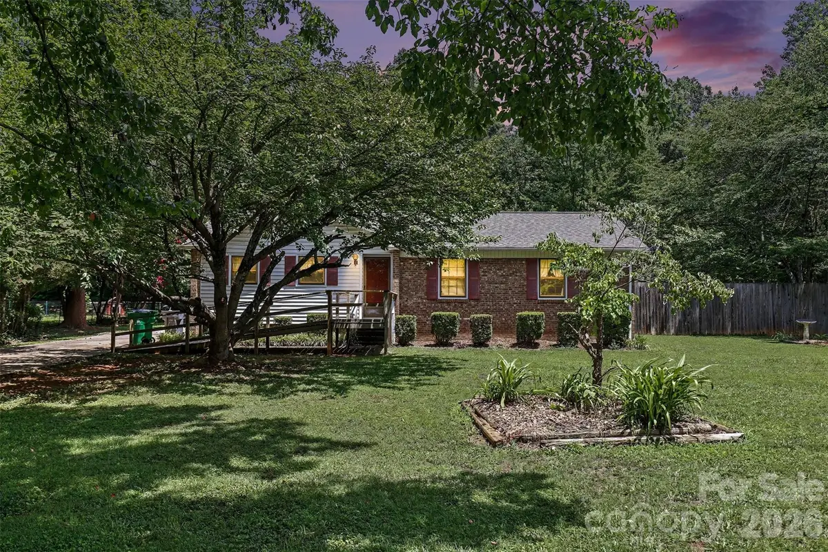 821 Ferrell Avenue, Charlotte, NC 28216 - #1