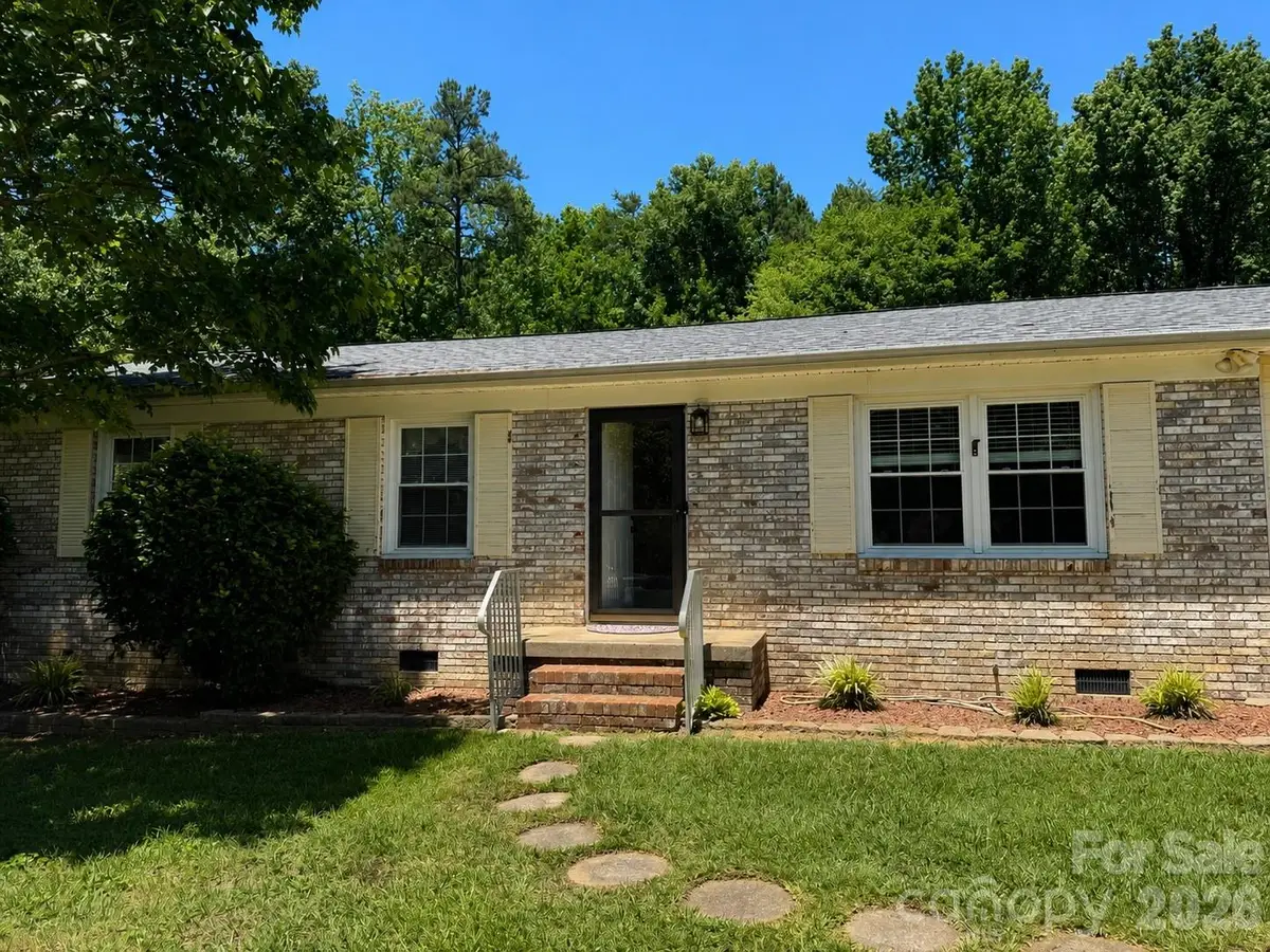 204 Milton Street, Salisbury, NC 28146 - #1