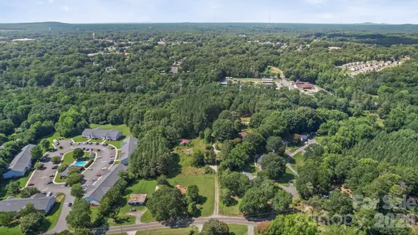 606 Robinson Clemmer Road, Dallas, NC 28034