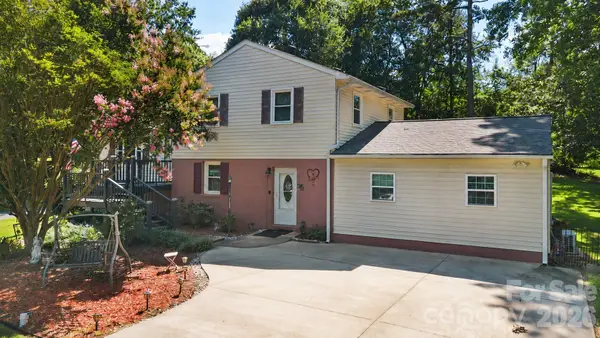 7132 Clear Crossing Lane, Charlotte, NC 28227