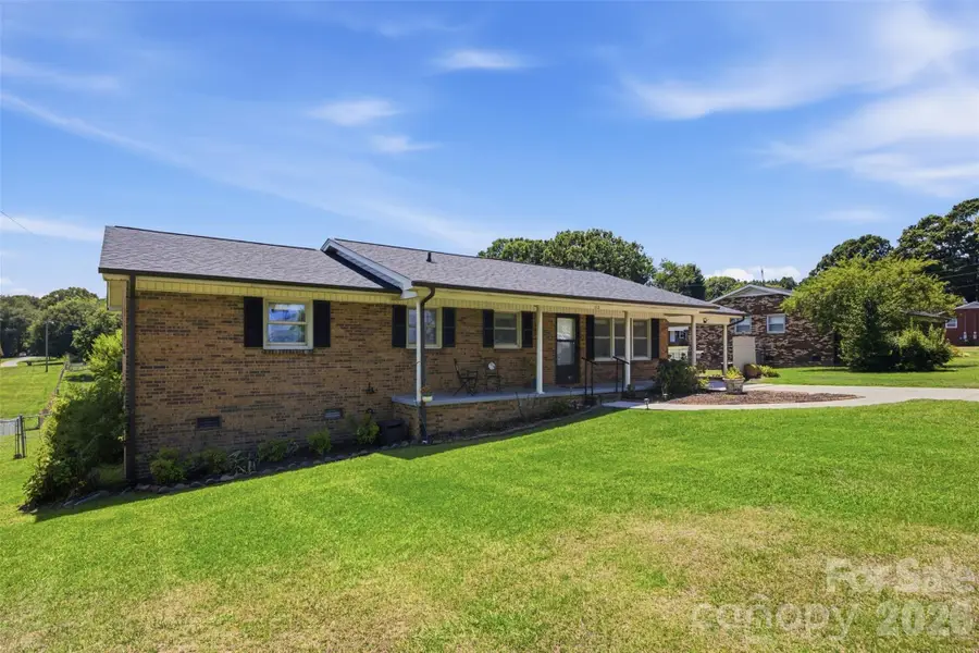 1515 Dallas Cherryville Highway, Dallas, NC 28034 - #3