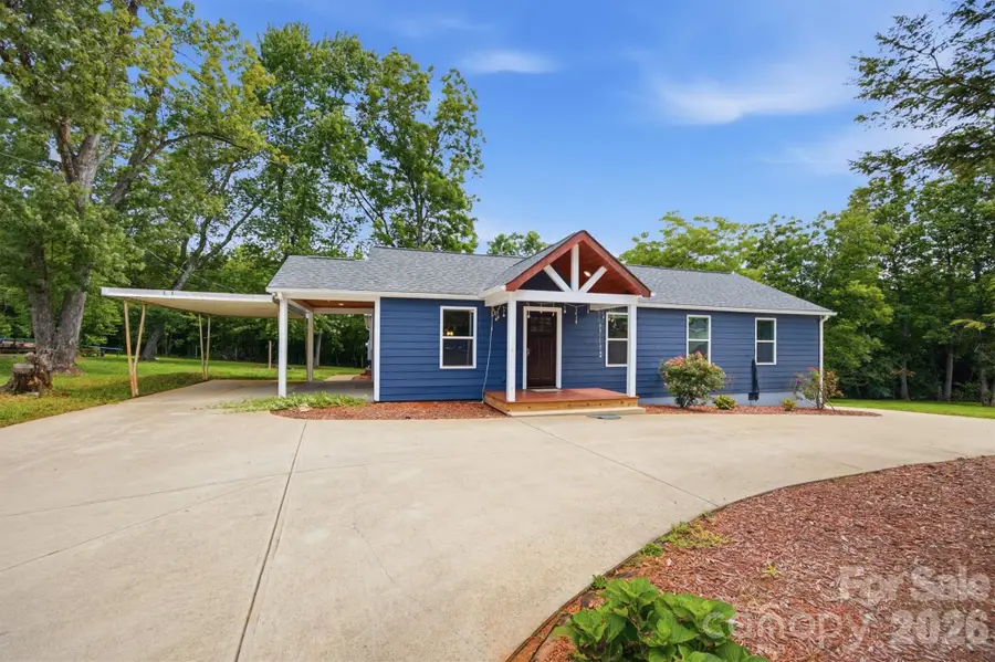 1515 Berkley Street Sw, Lenoir, NC 28645 - #2