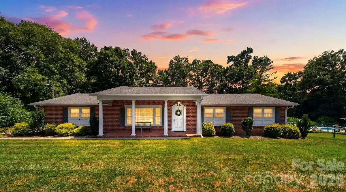 1599 Oakmont Drive, Lenoir, NC 28645 - #1