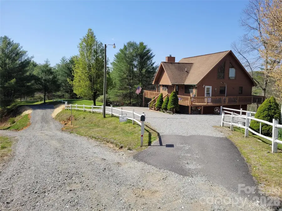 14 Zonia Lane, Piney Creek, NC 28663 - #3