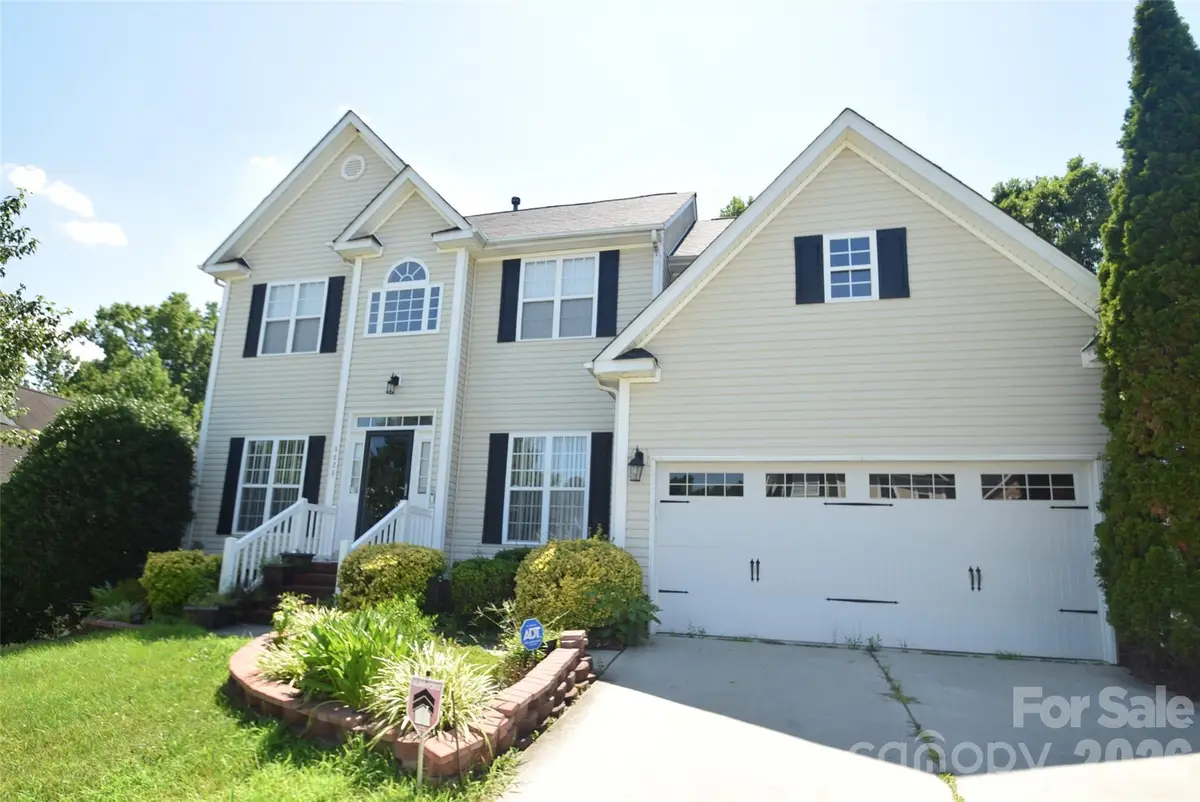 6629 Pattonsburg Drive, Charlotte, NC 28213 - #1