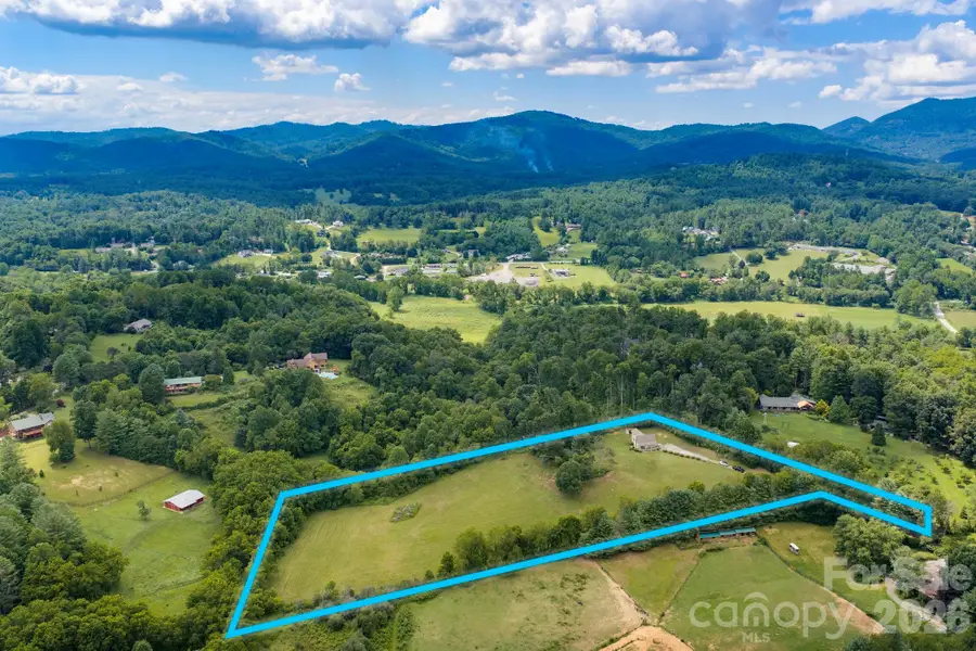 82 Sharon Road, Fairview, NC 28730 - #3