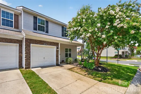 13904 Singleleaf Lane, Charlotte, NC 28278