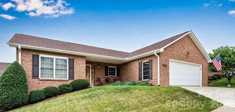 1284 Wexford Village Circle Ne #31, Lenoir, NC 28645 - #2