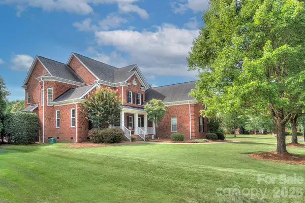 7005 Shadow Rock Court, Matthews, NC 28104