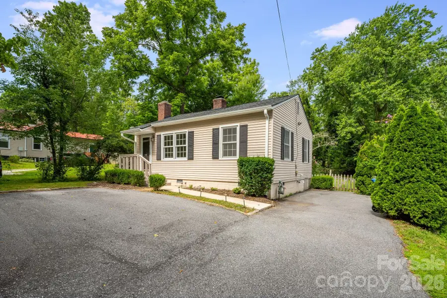 839 Kanuga Road #4, Hendersonville, NC 28739 - #3