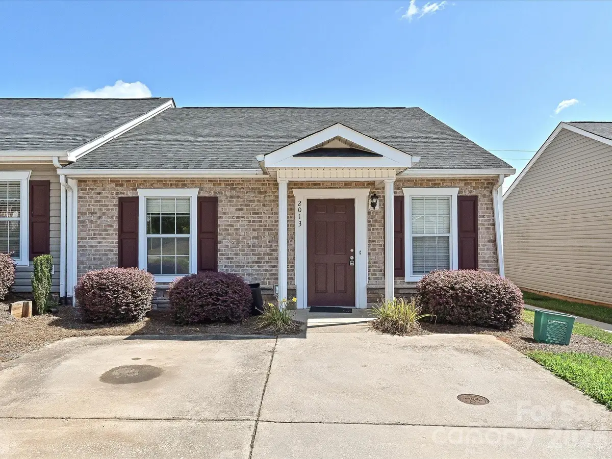 2013 Pin Oak Place, Cramerton, NC 28032 - #1