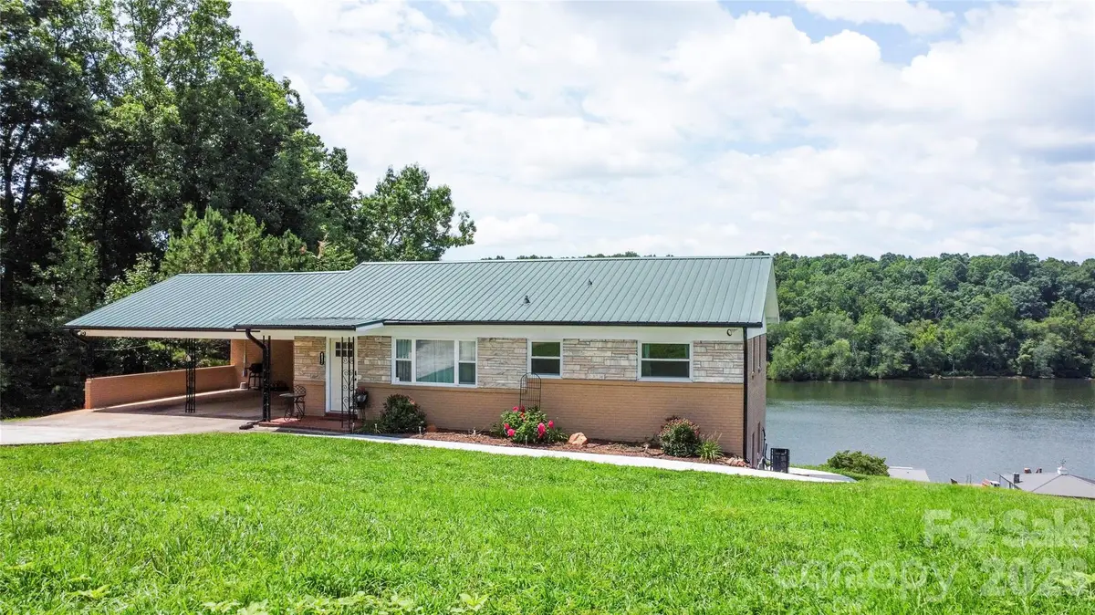 4852 Midway Sand Road, Hickory, NC 28601 - #1