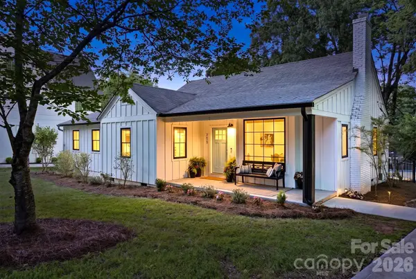 711 Concord Road, Davidson, NC 28036