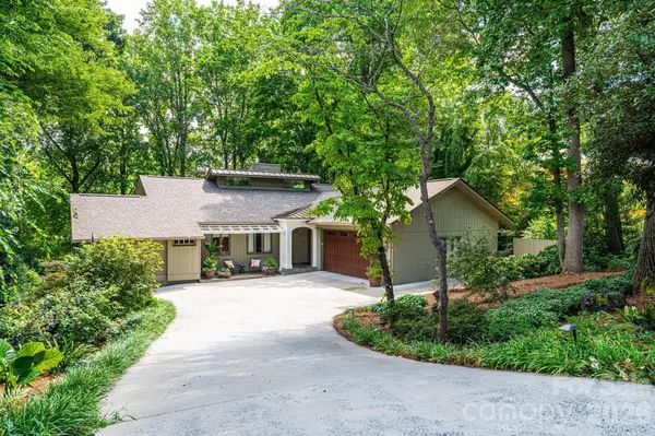 2028 10th Street Boulevard Nw, Hickory, NC 28601