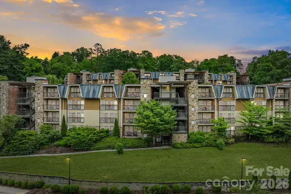 325 Bowling Park Road, Asheville, NC 28803